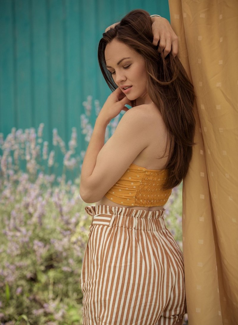 Хани, 32